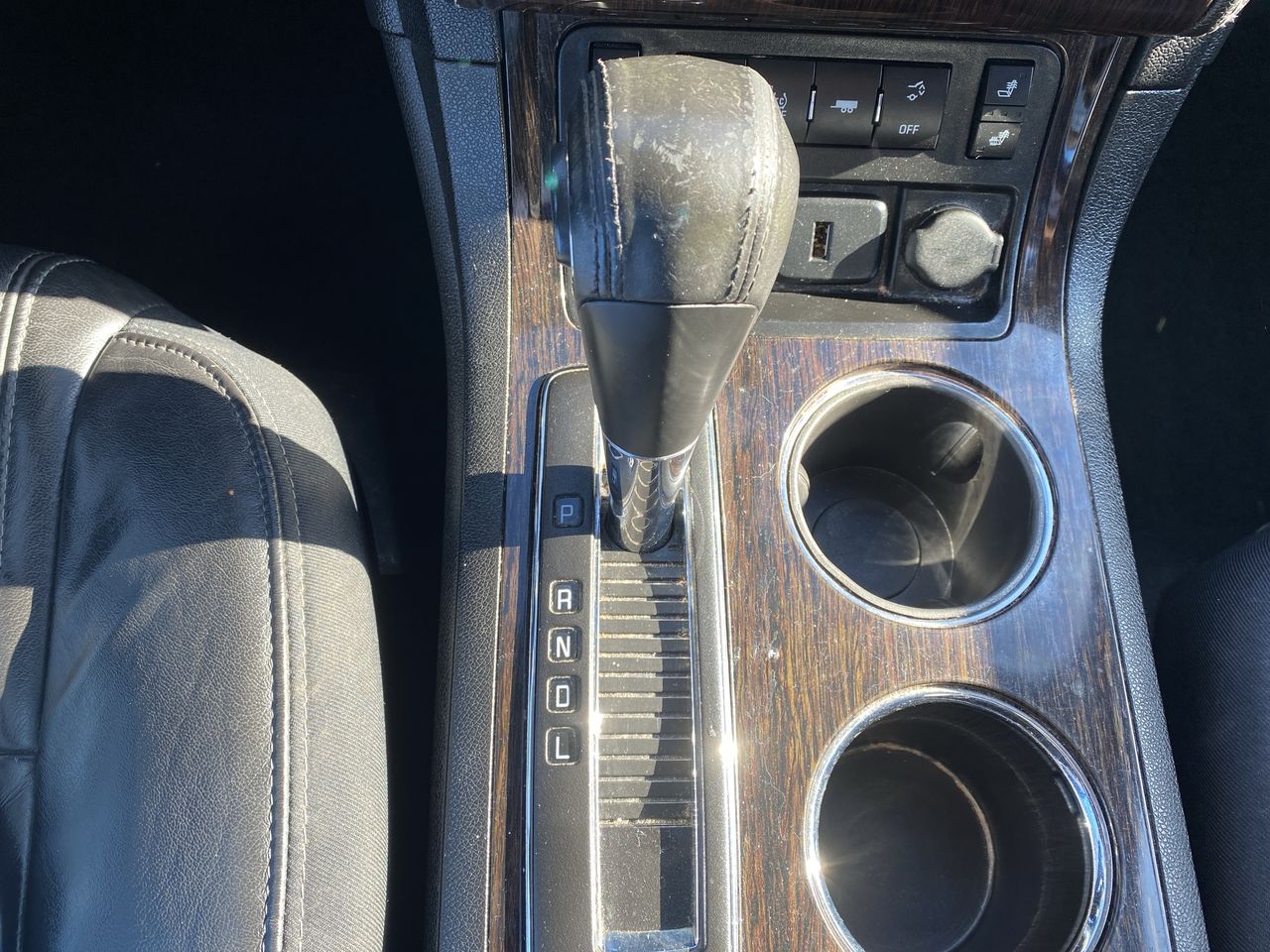 CHEVROLET - 32