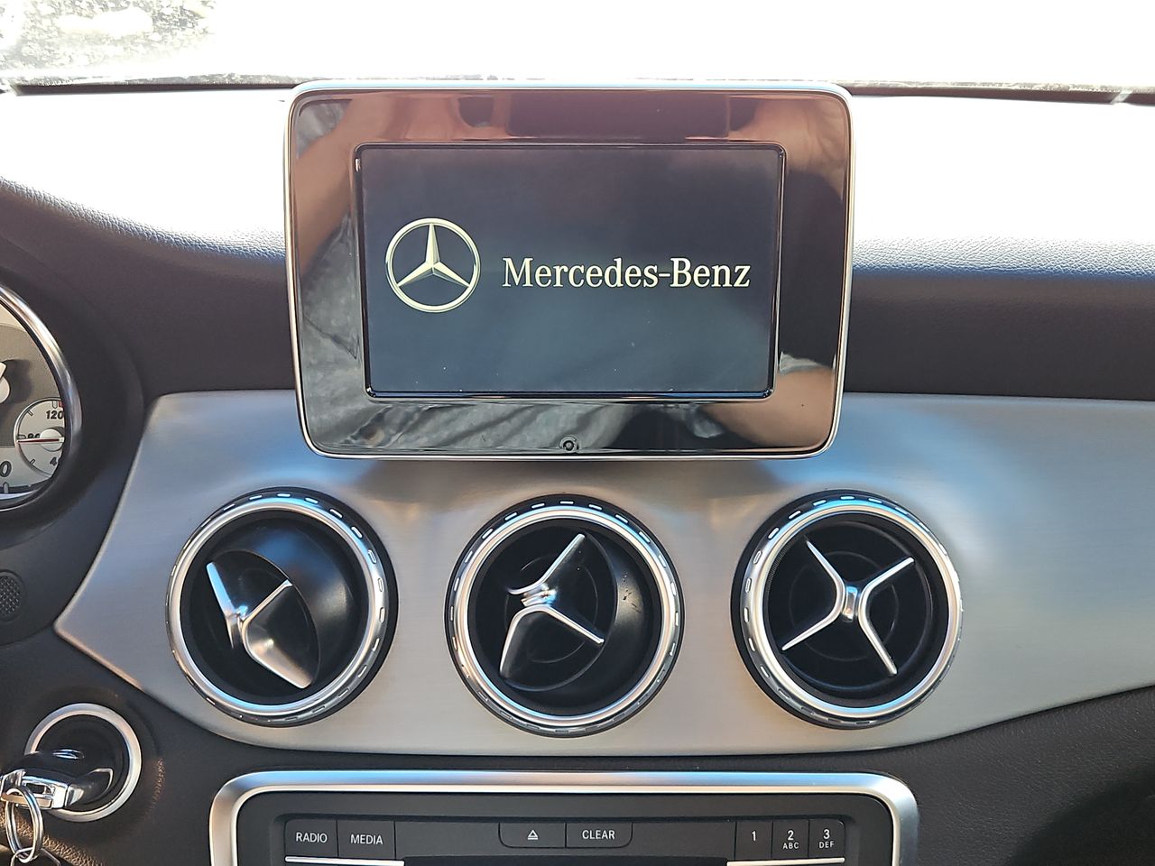 MERCEDES BENZ - 27