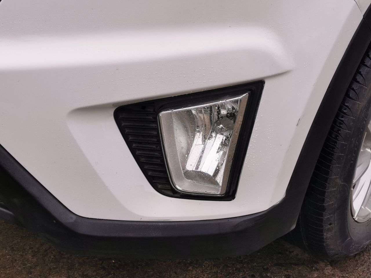 HYUNDAI - 20
