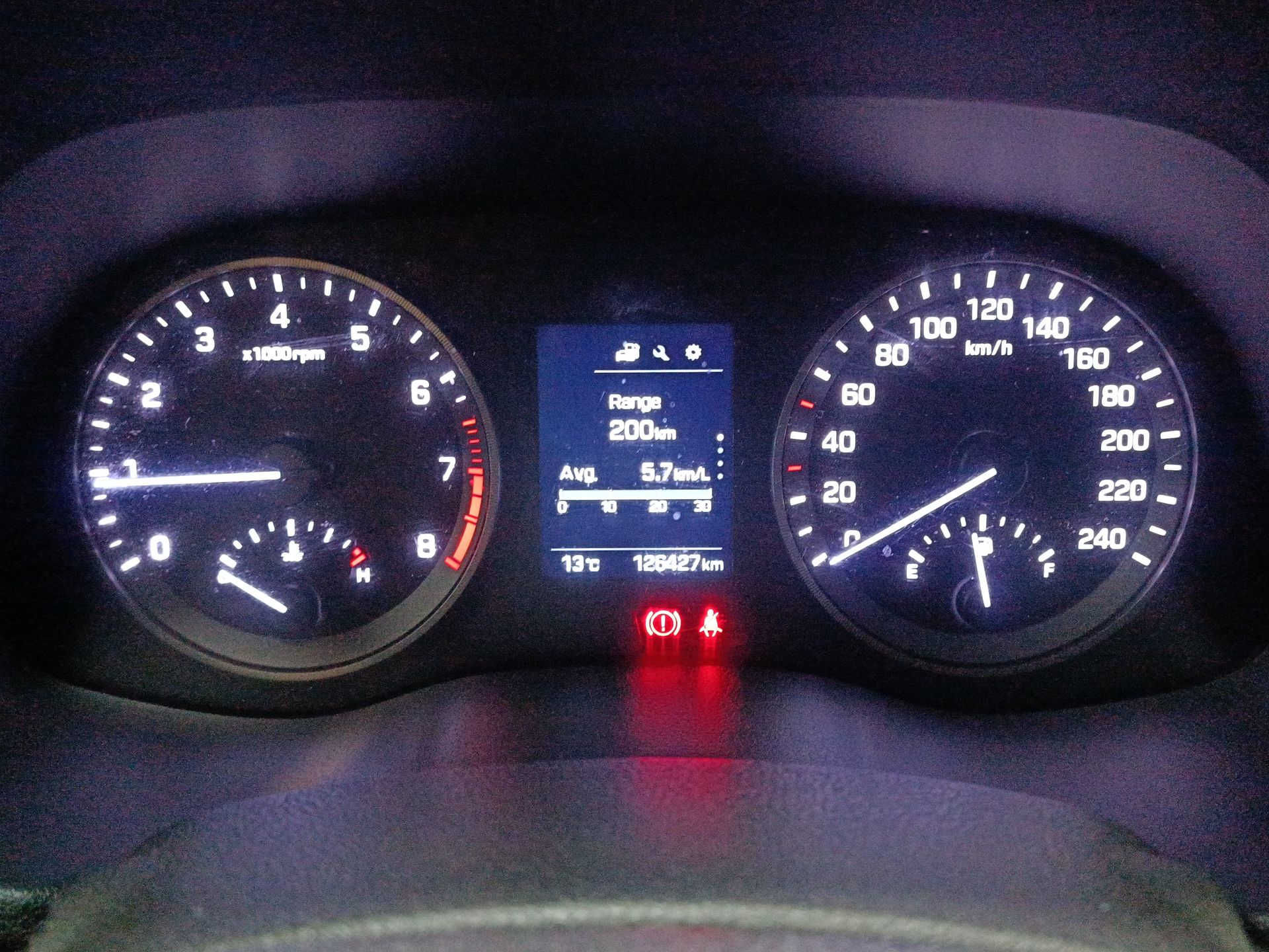 HYUNDAI - 22