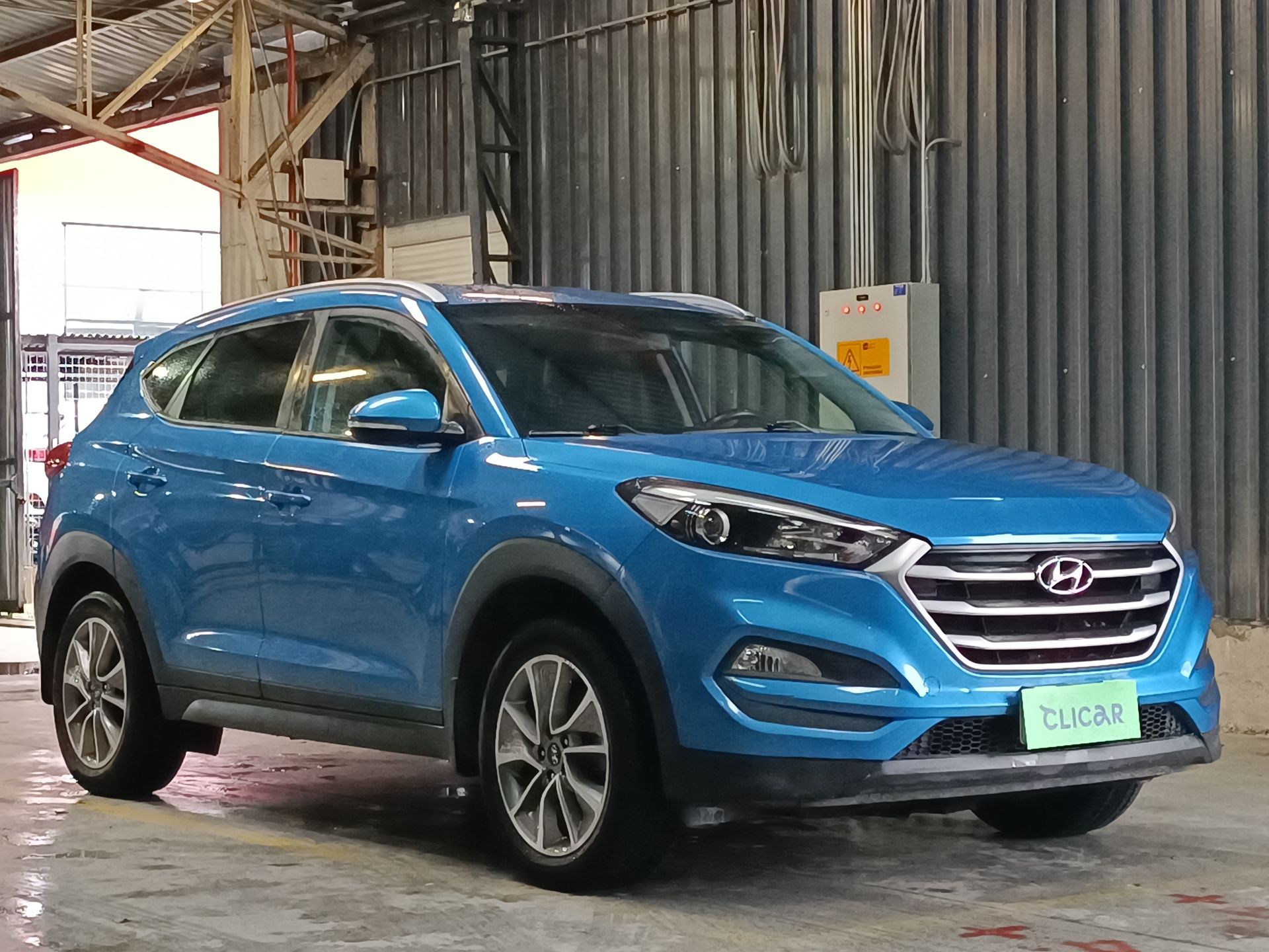 HYUNDAI - 1