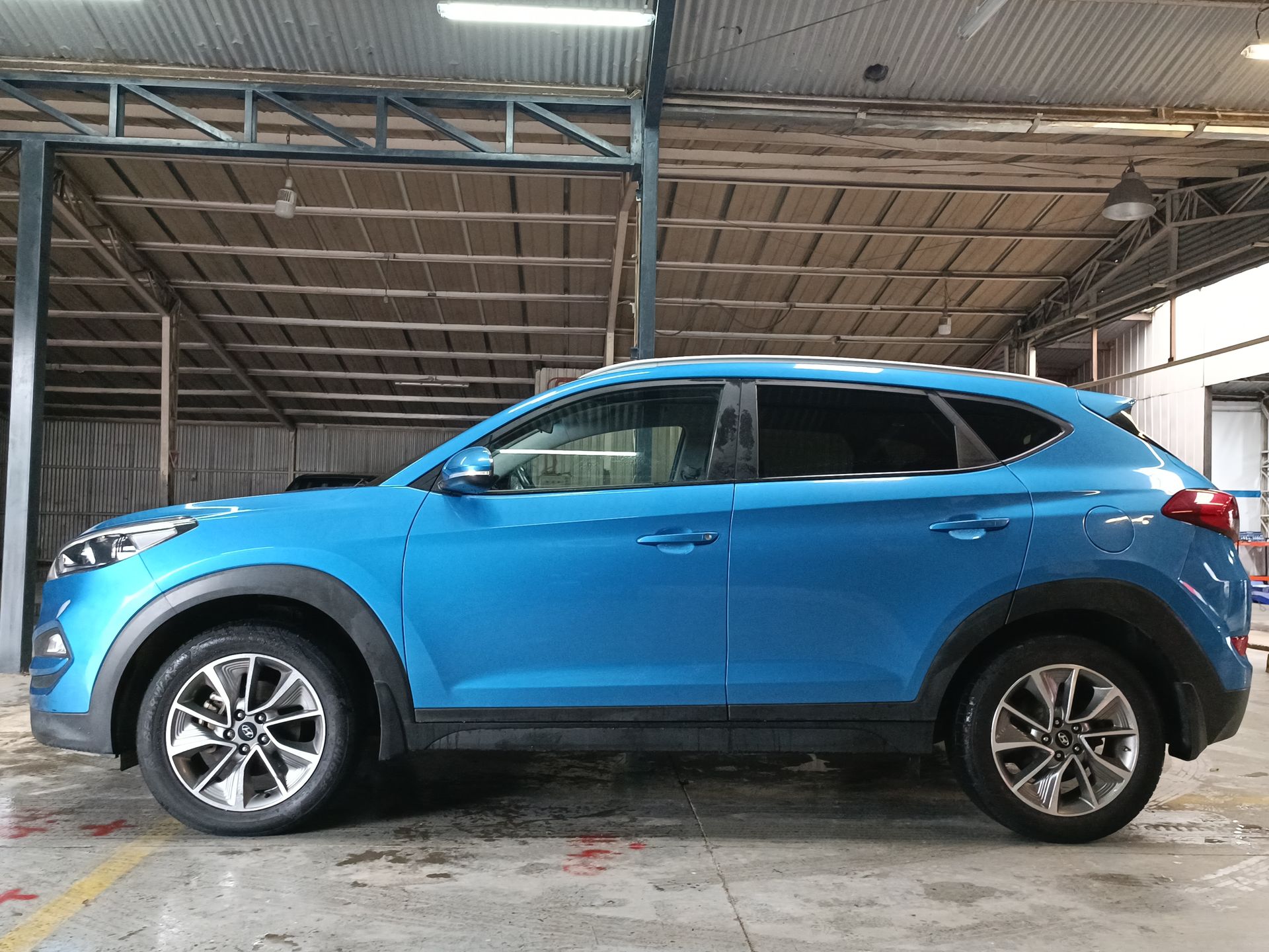 HYUNDAI - 4