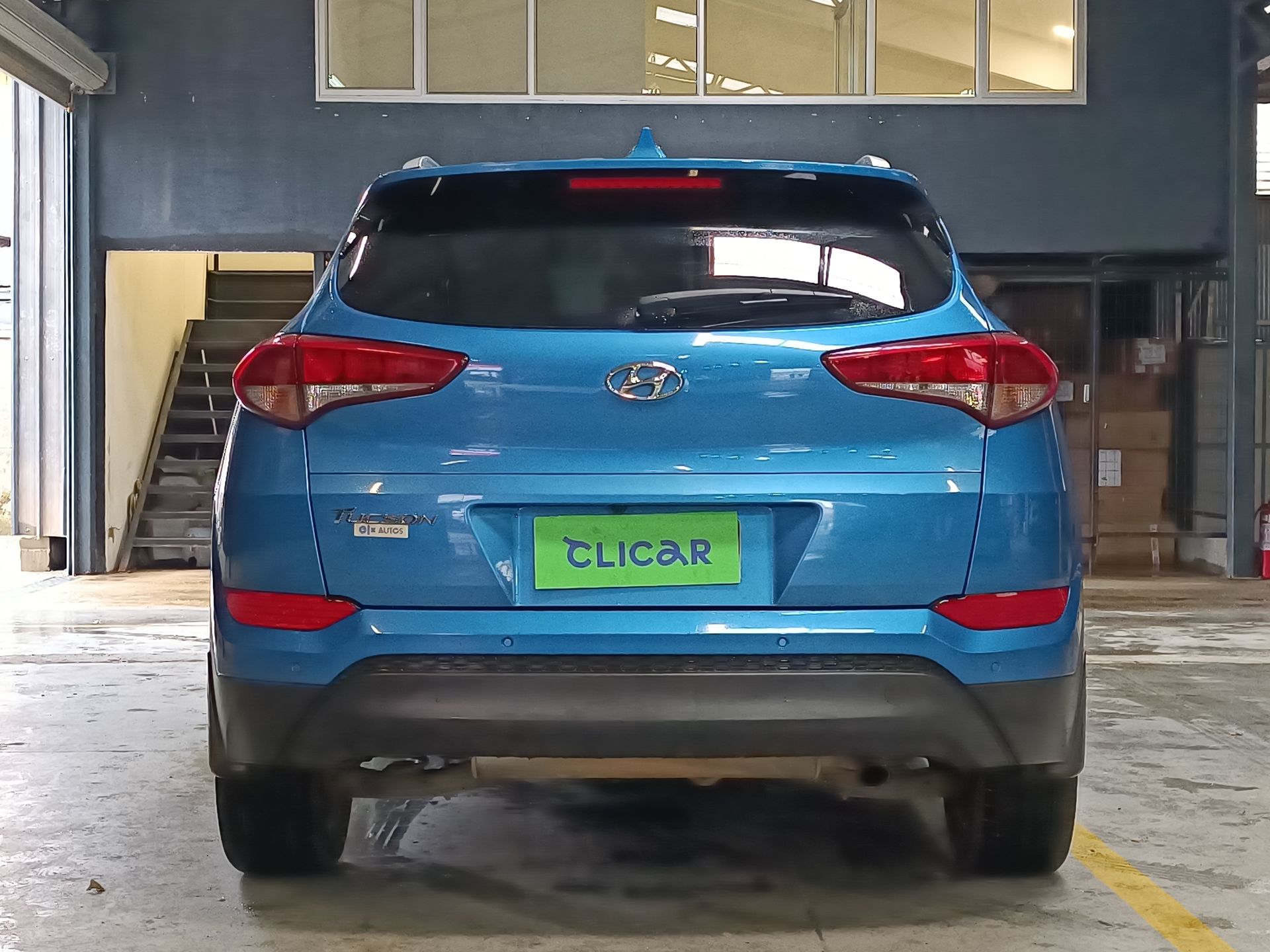 HYUNDAI - 6