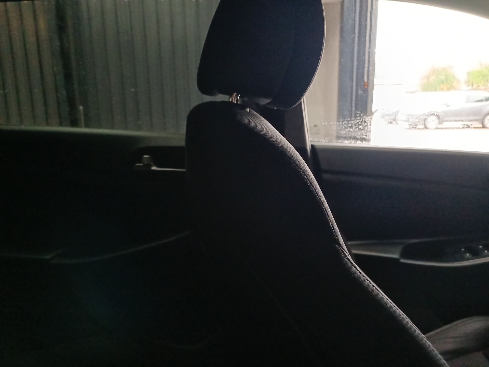 HYUNDAI - 15