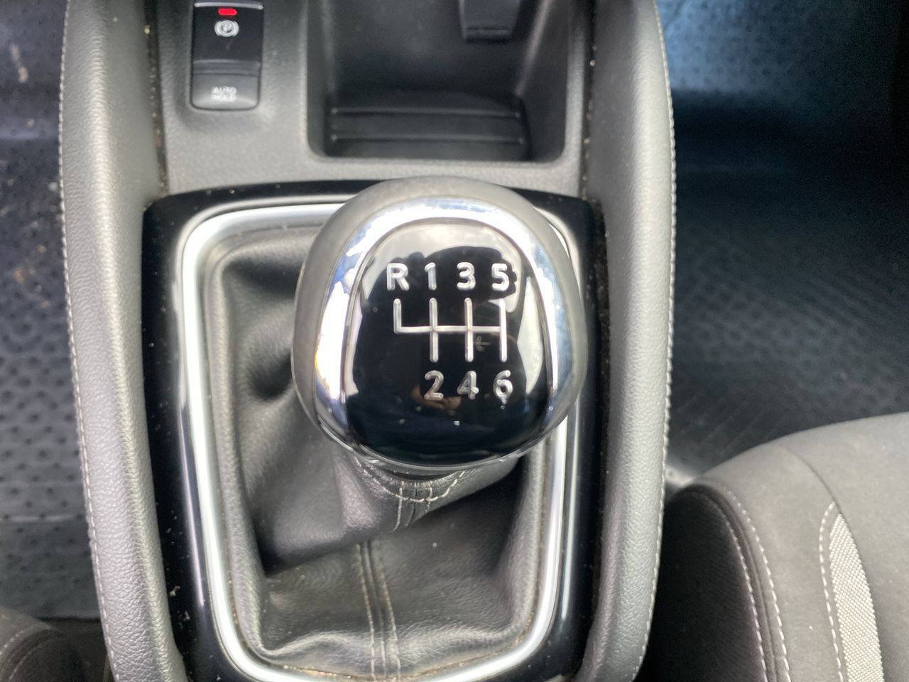 NISSAN - 28