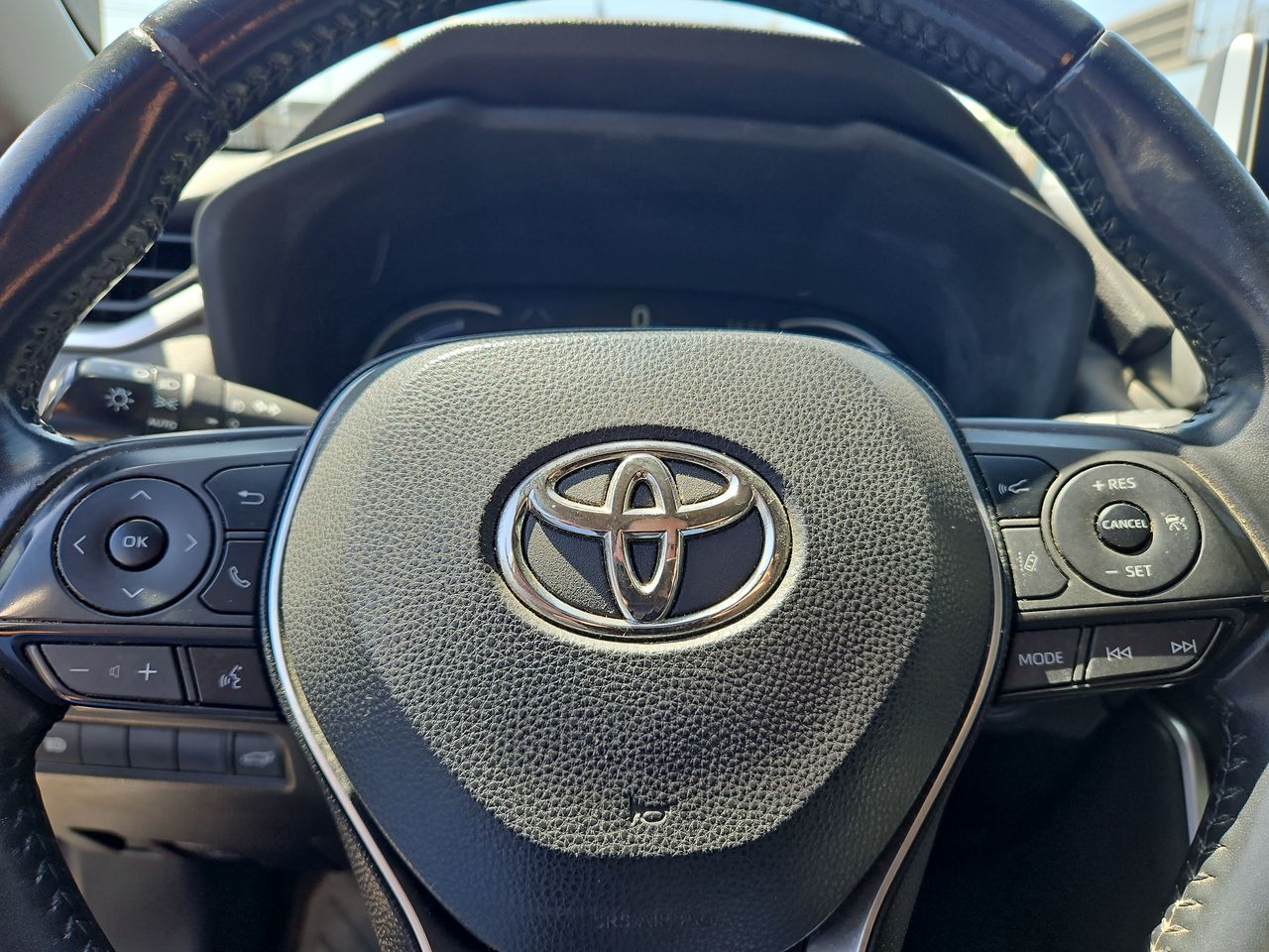 TOYOTA - 18