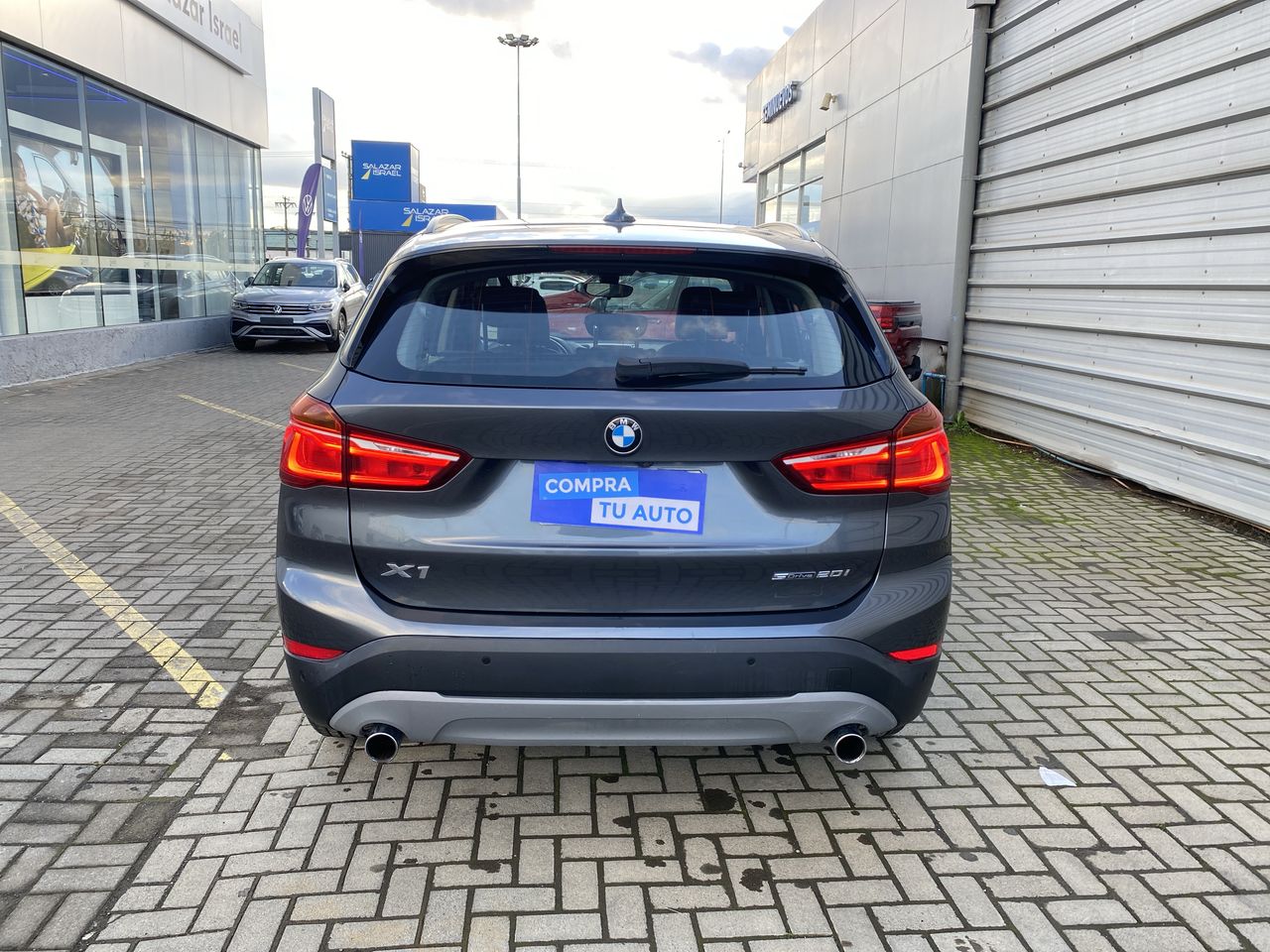BMW - 6