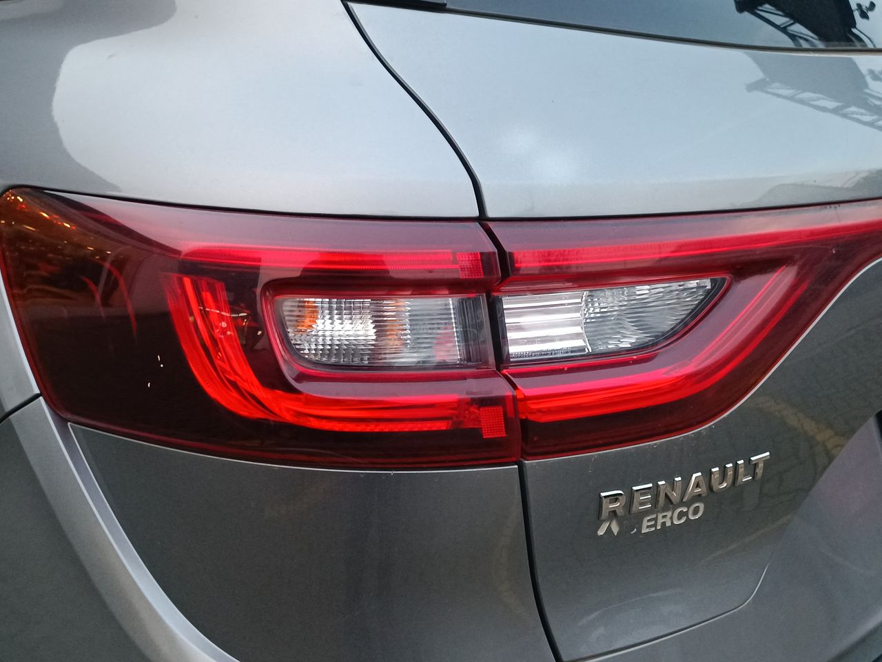 RENAULT - 21
