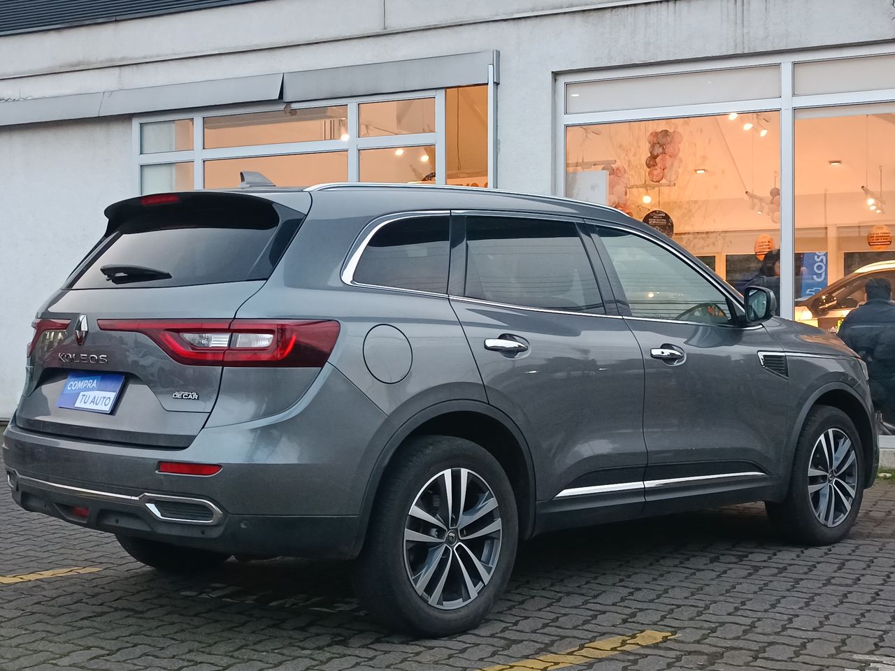 RENAULT - 7