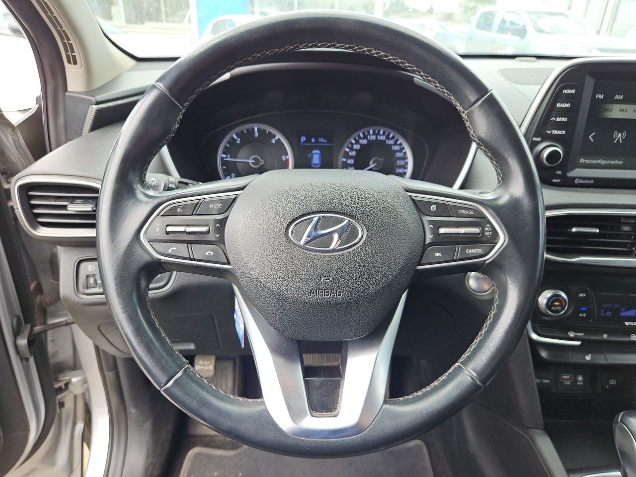 HYUNDAI - 25