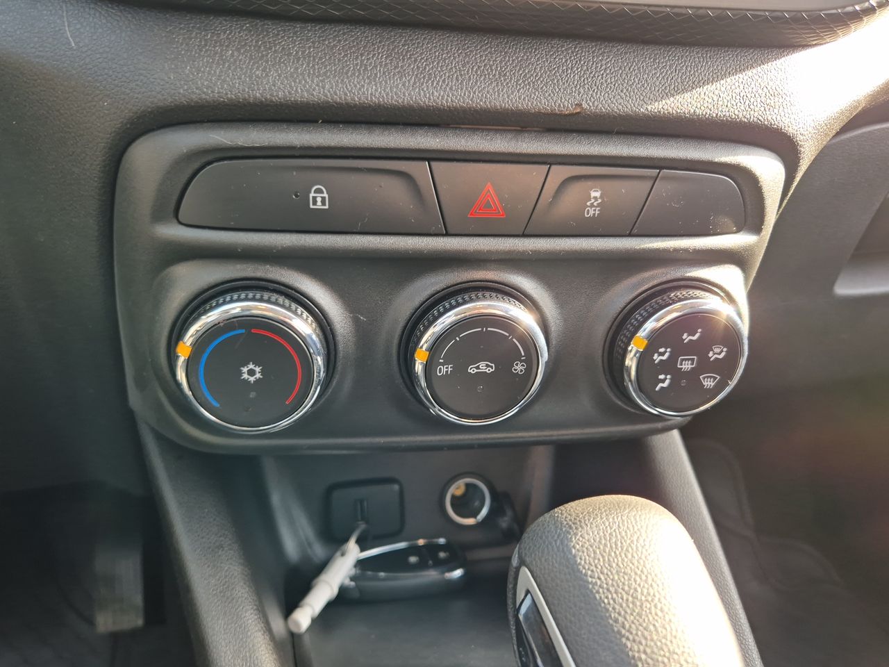 CHEVROLET - 28