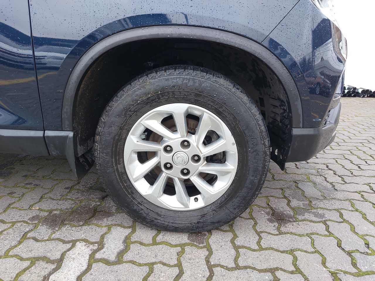 SSANGYONG - 17
