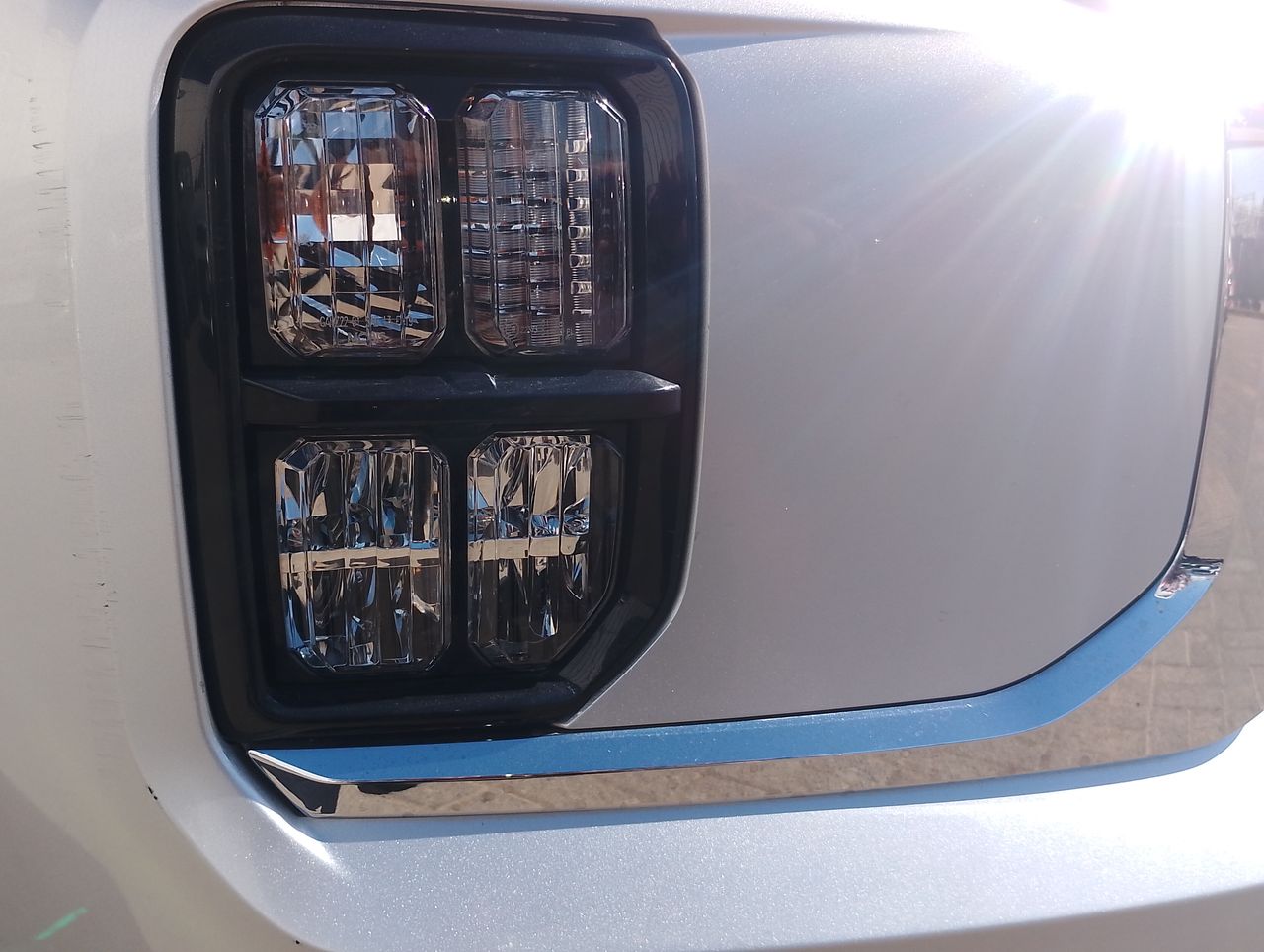 MITSUBISHI - 20