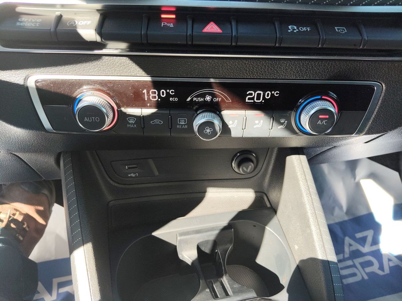 AUDI - 29