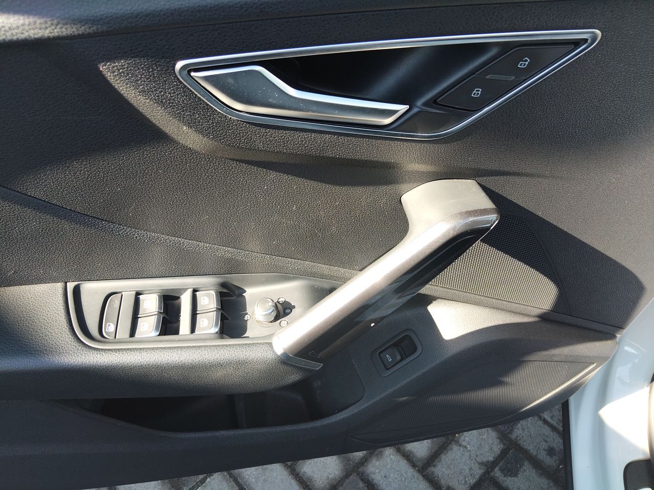 AUDI - 21