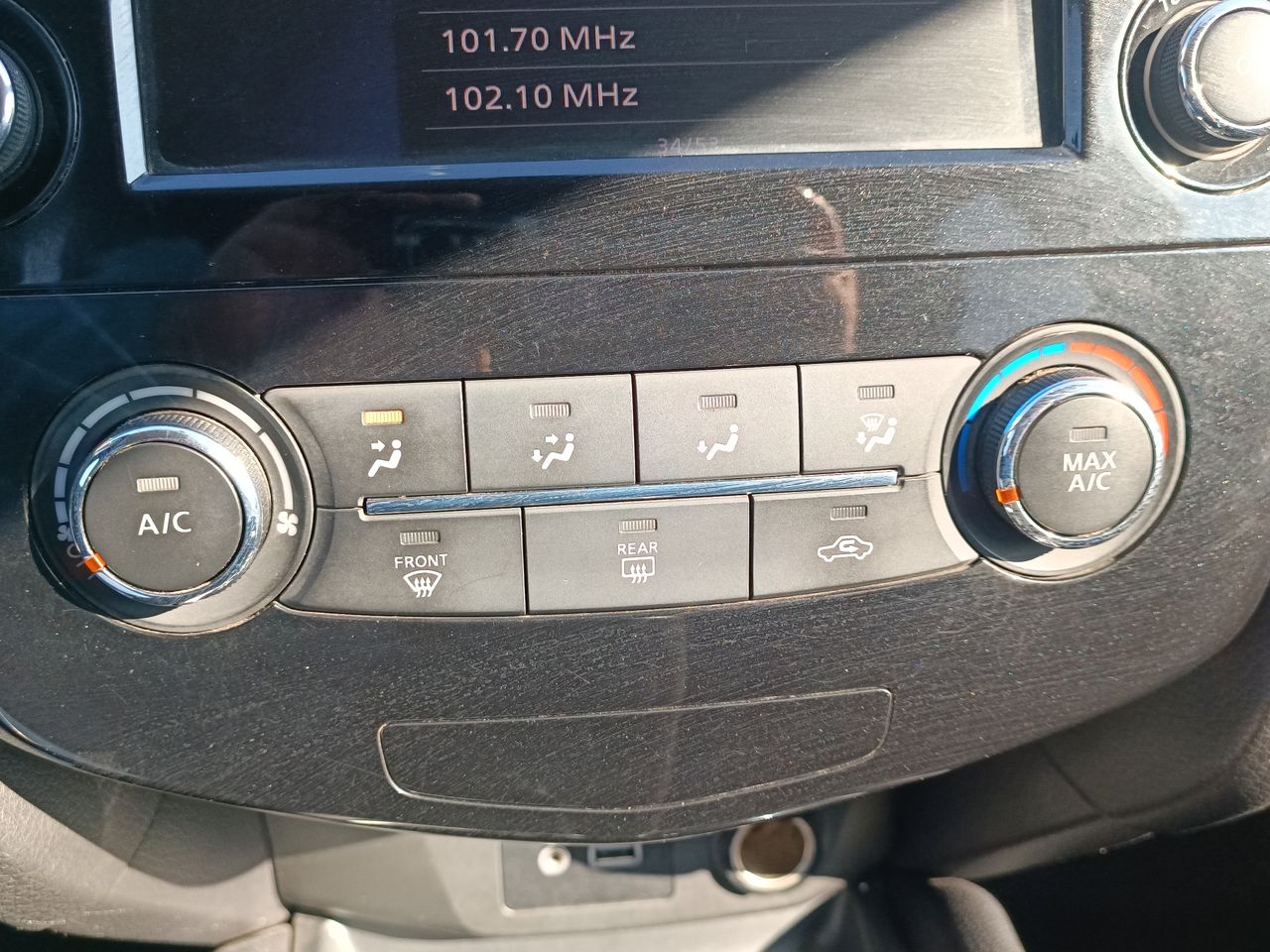 NISSAN - 30