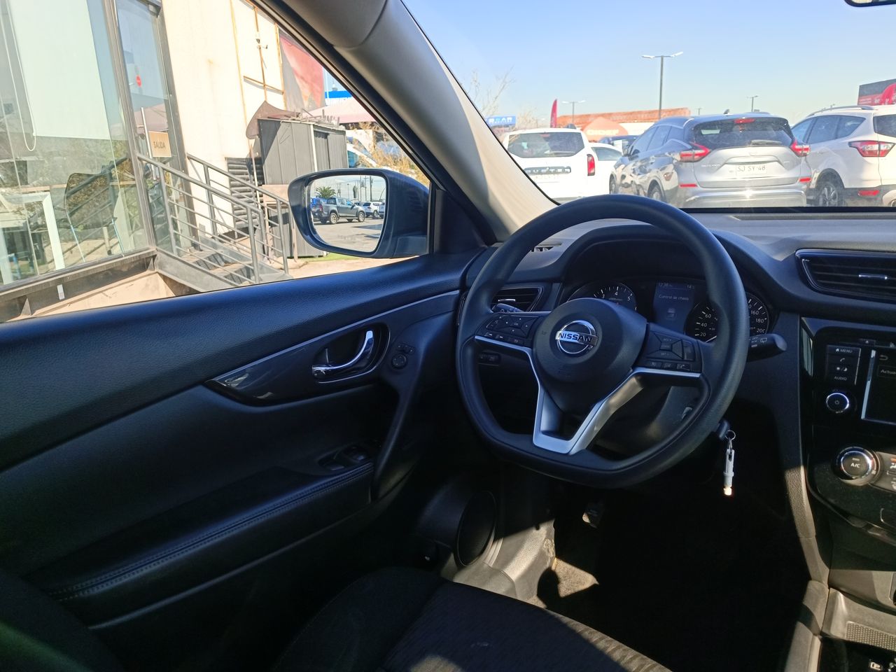 NISSAN - 16