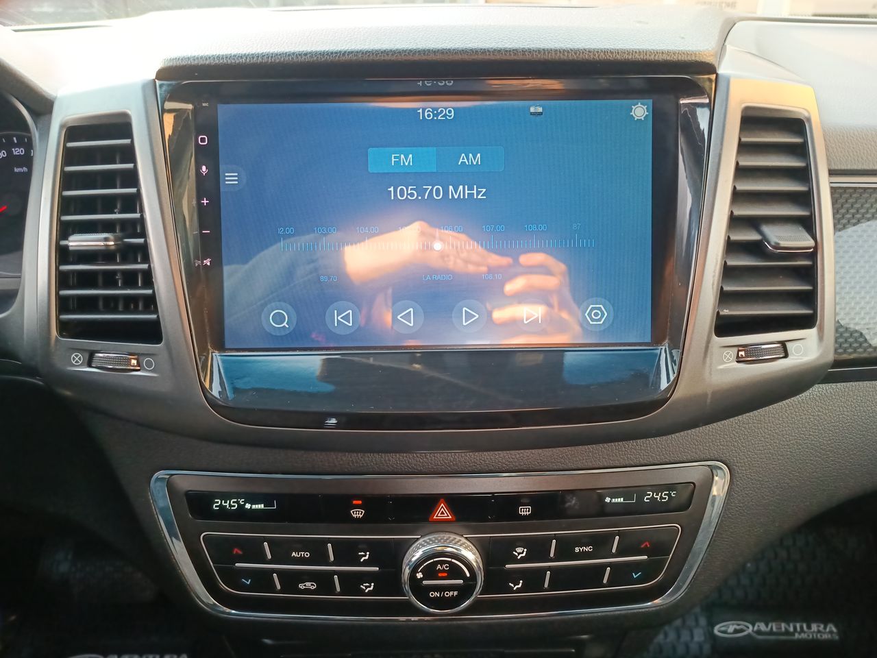 SSANGYONG - 28