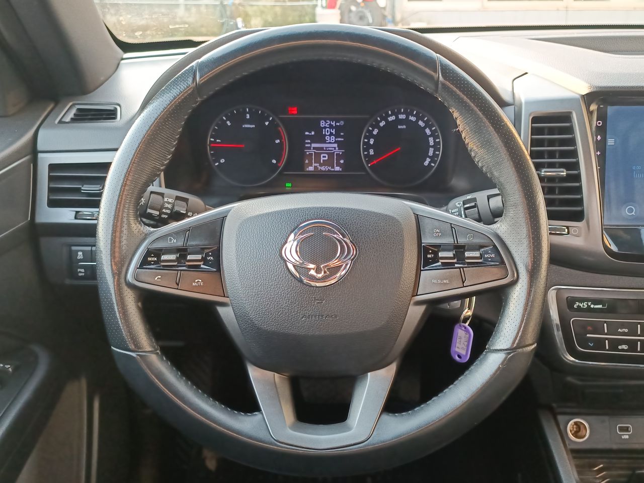 SSANGYONG - 25