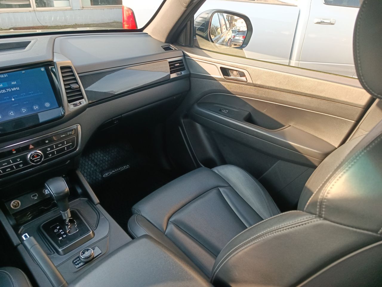 SSANGYONG - 10