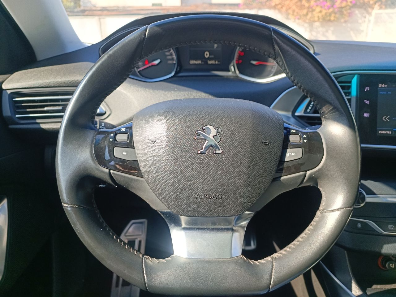 PEUGEOT - 26