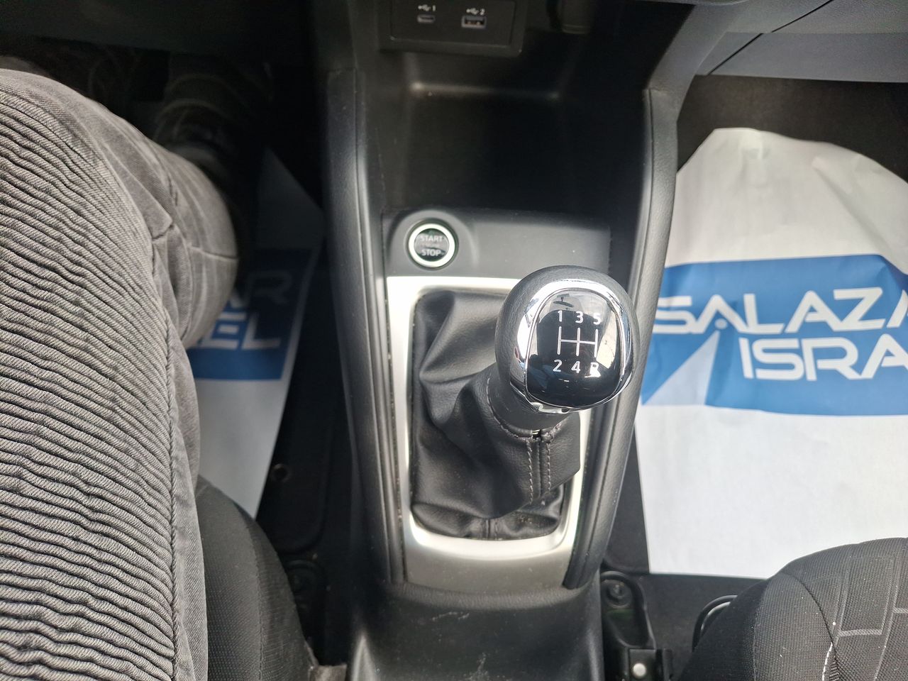 NISSAN - 29