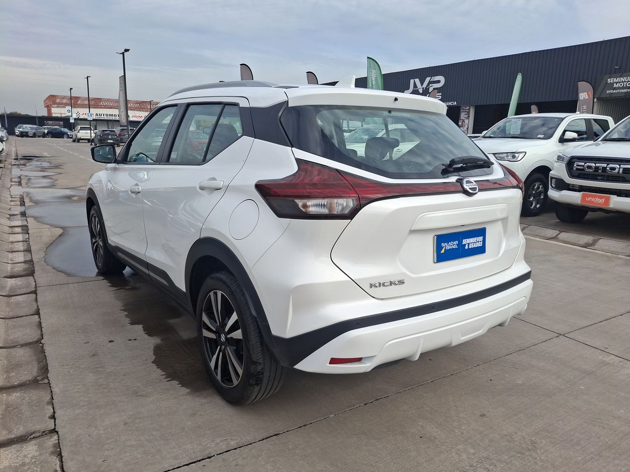 NISSAN - 5