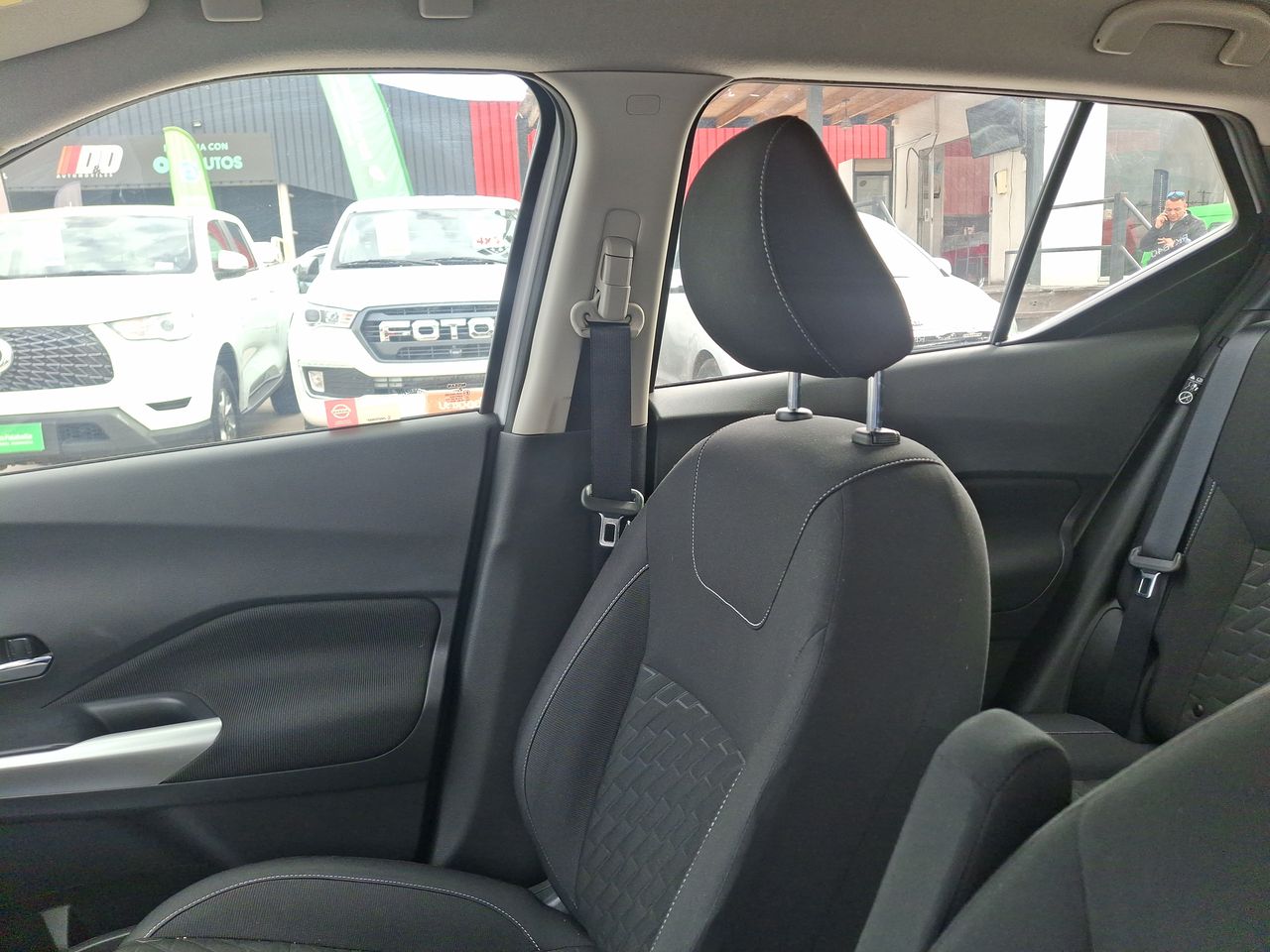 NISSAN - 11