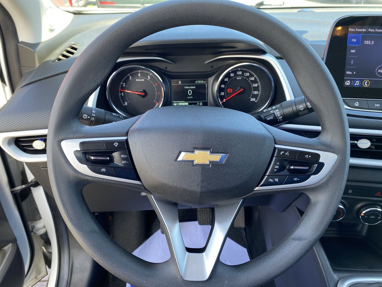 CHEVROLET - 23