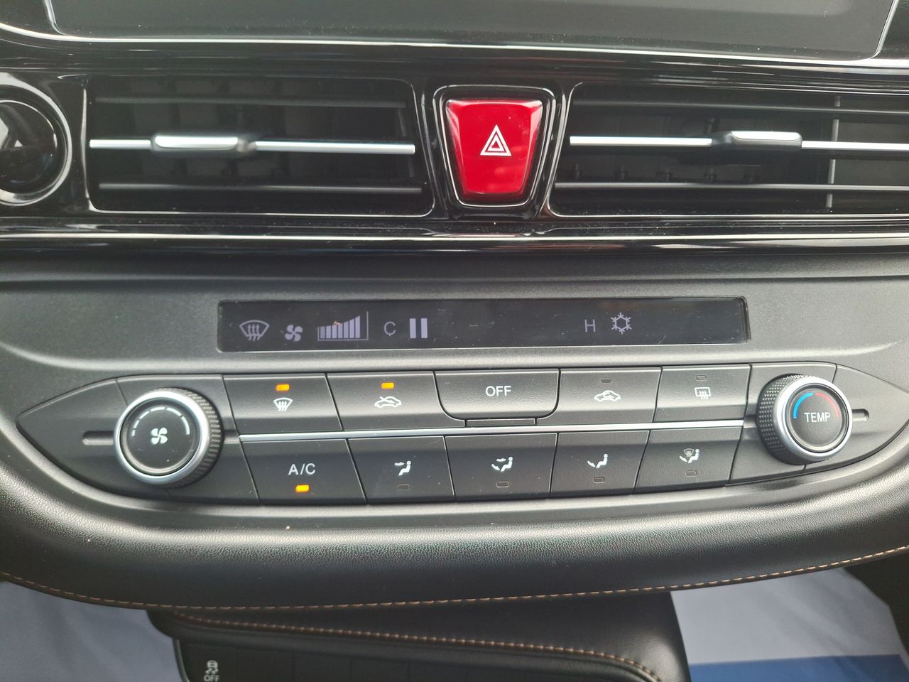 JAC - 27