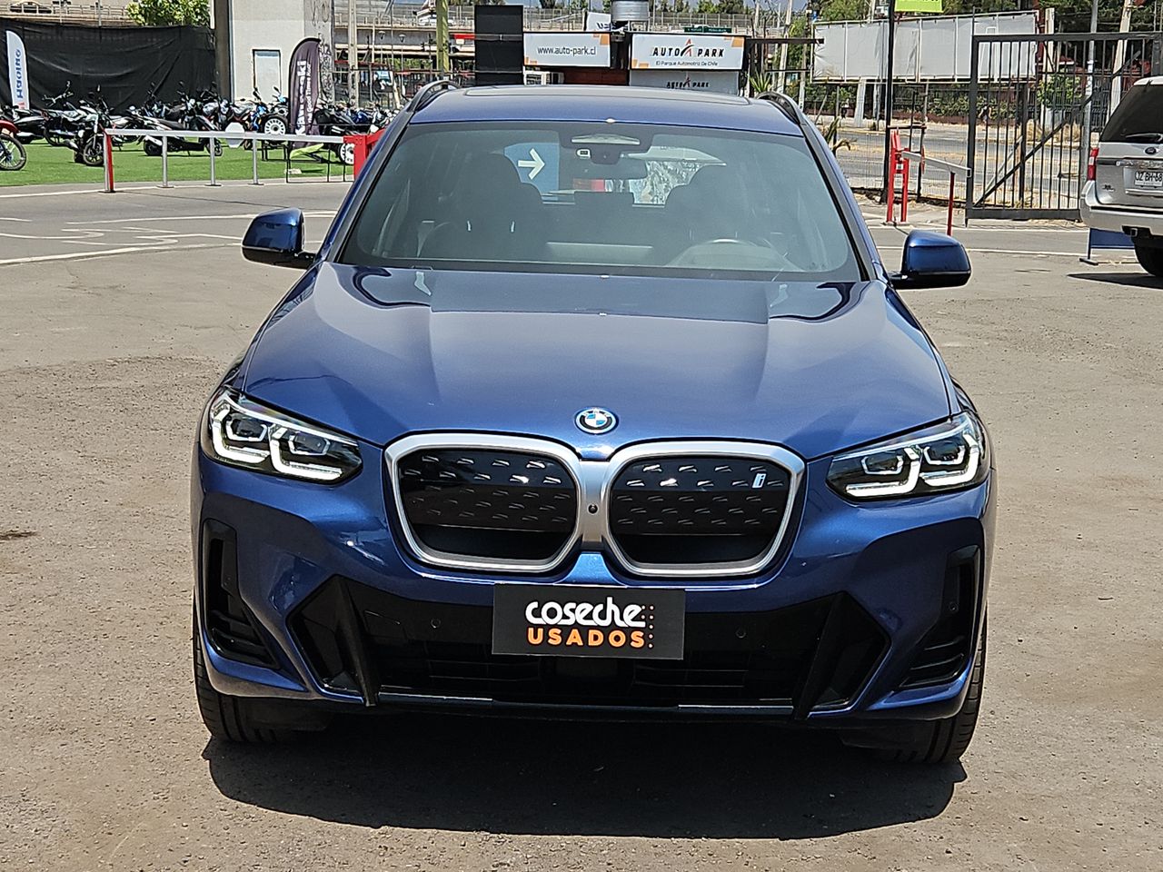 BMW - 2