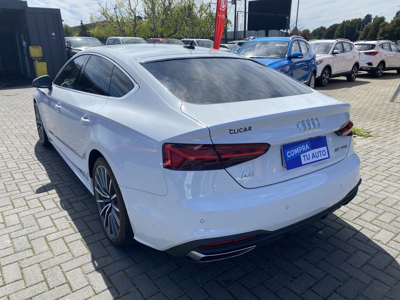 AUDI - 4