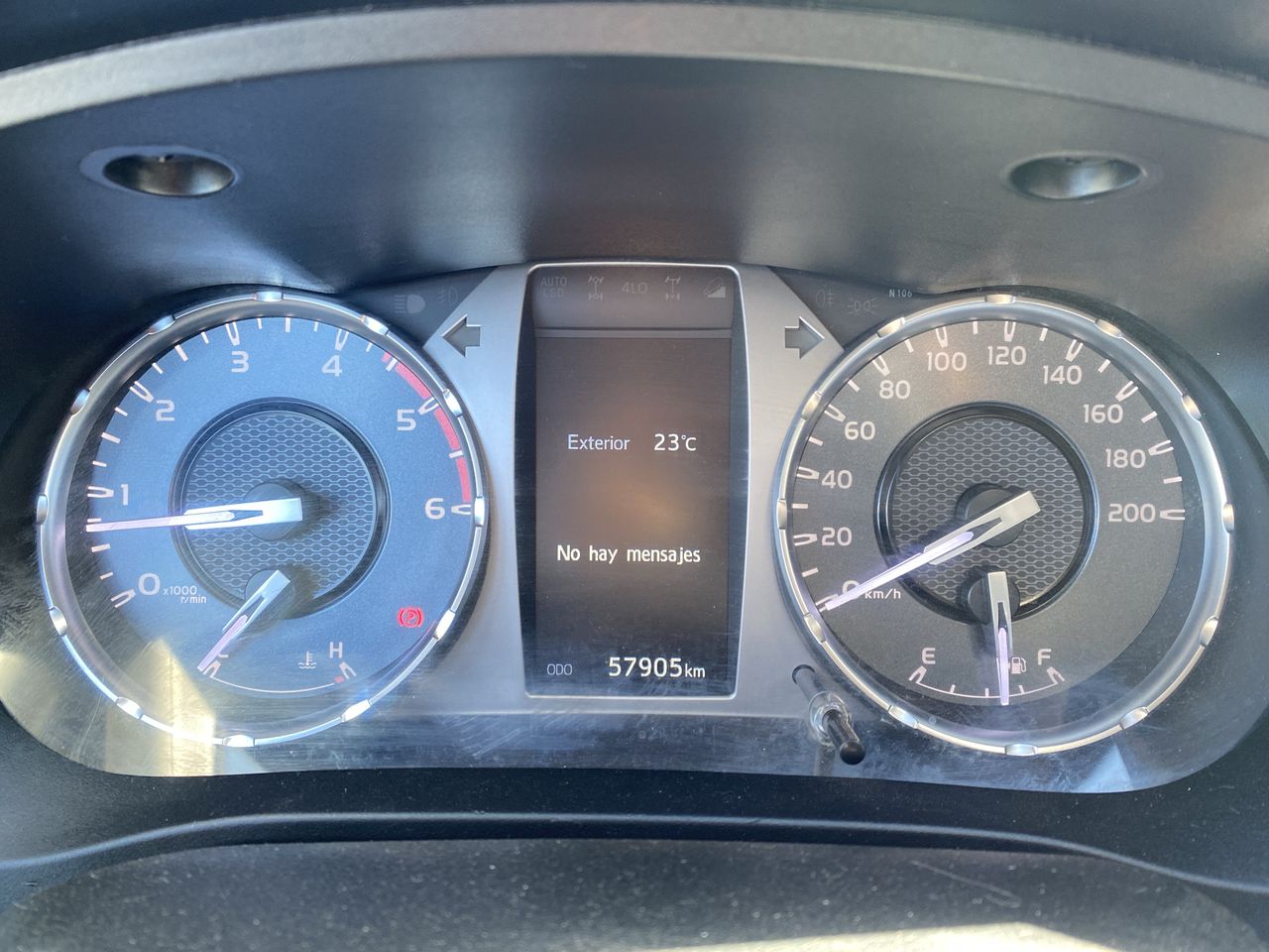 TOYOTA - 26