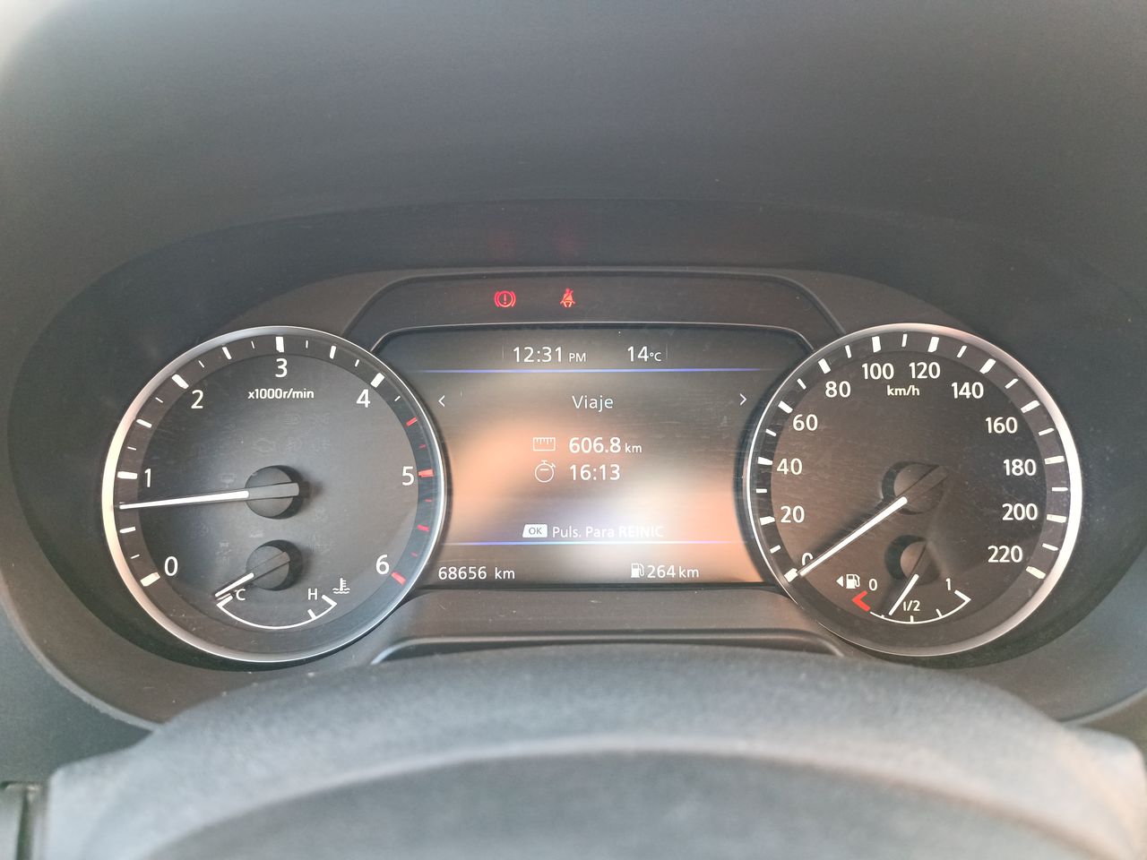 NISSAN - 27