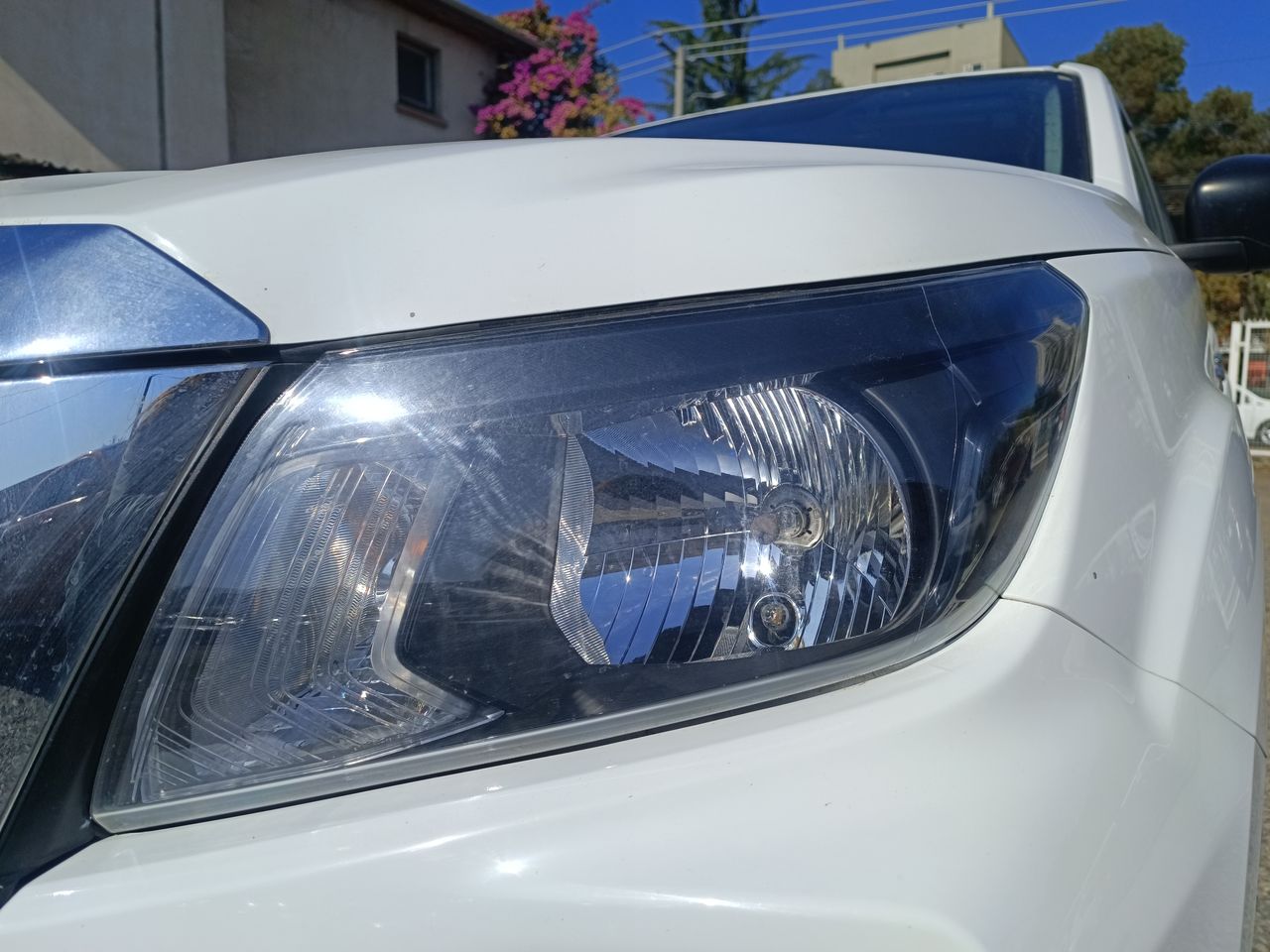 NISSAN - 19
