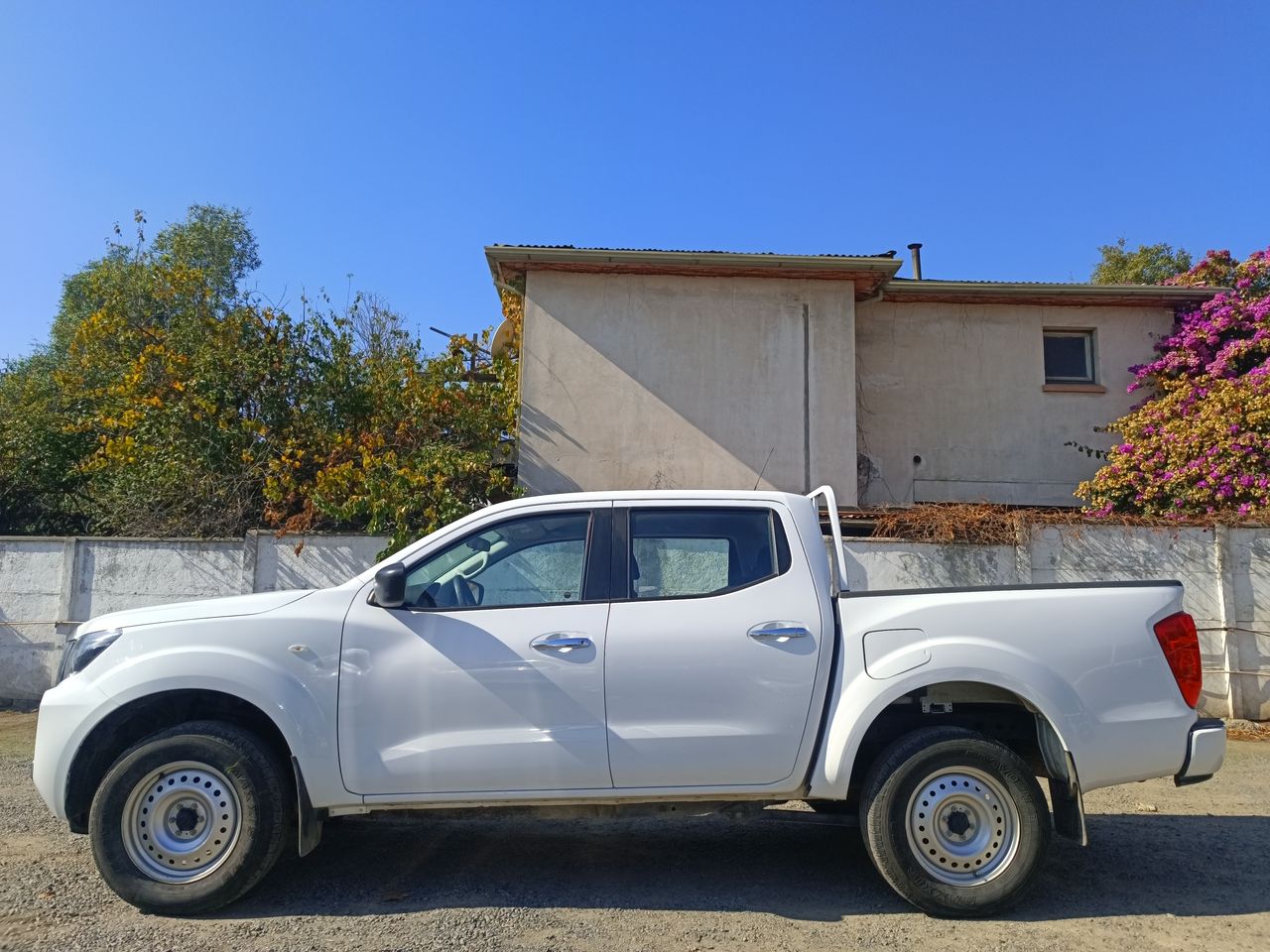 NISSAN - 4