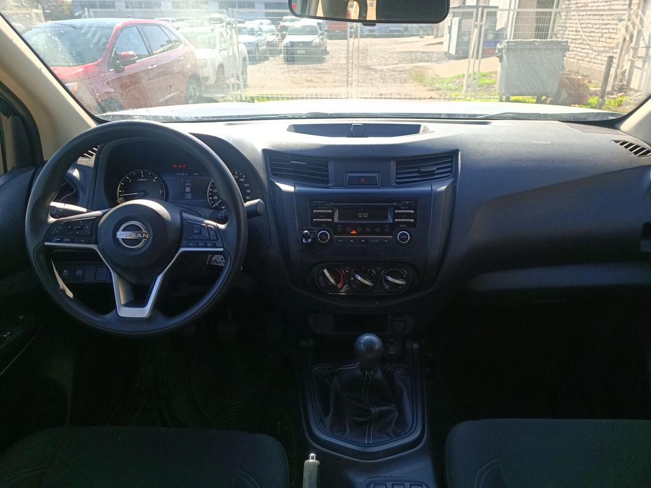 NISSAN - 9