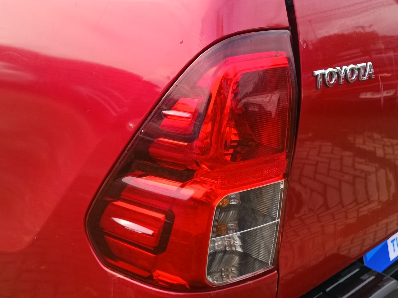 TOYOTA - 20