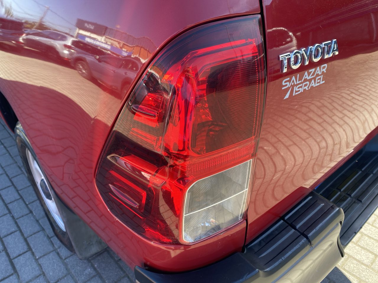 TOYOTA - 20