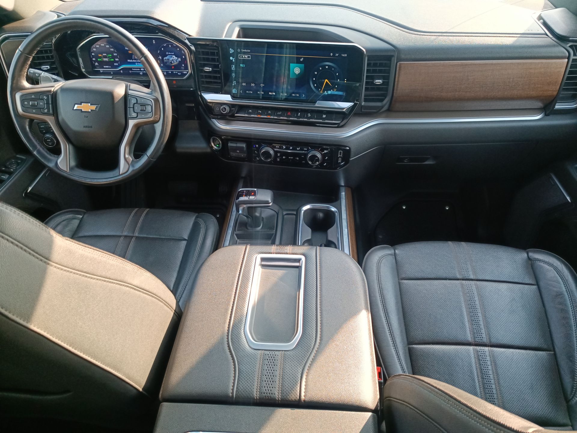 CHEVROLET - 26