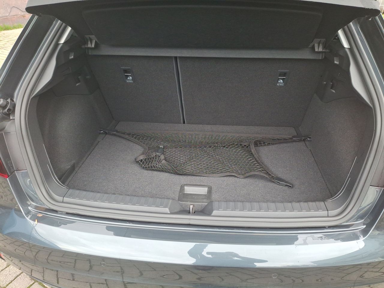 AUDI - 20