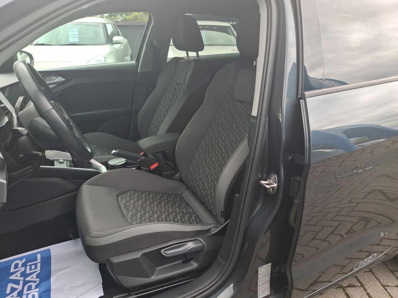 AUDI - 23