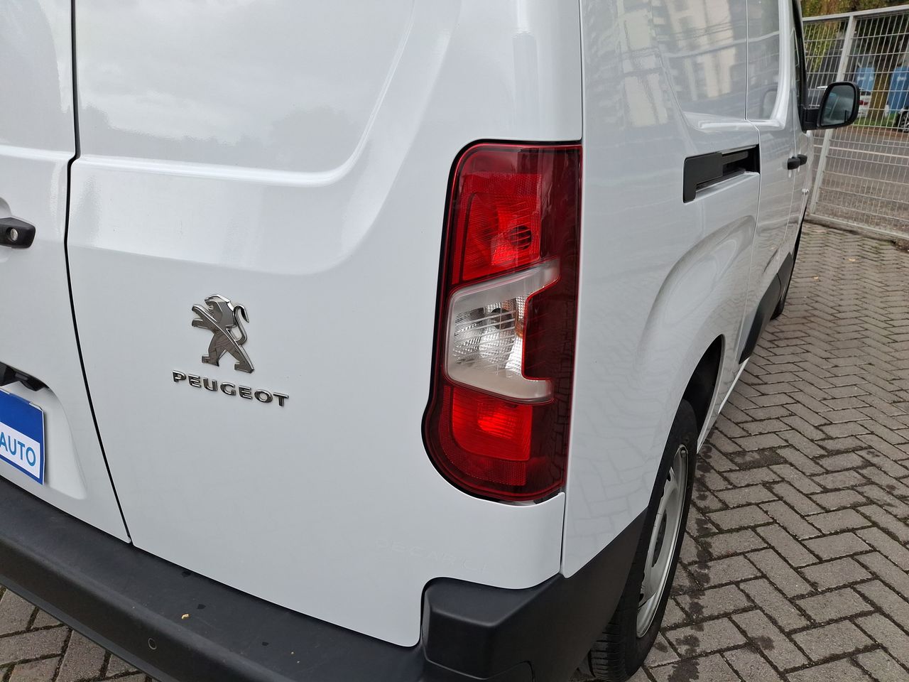 PEUGEOT - 19