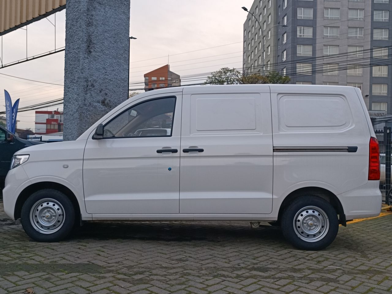 CHEVROLET - 4