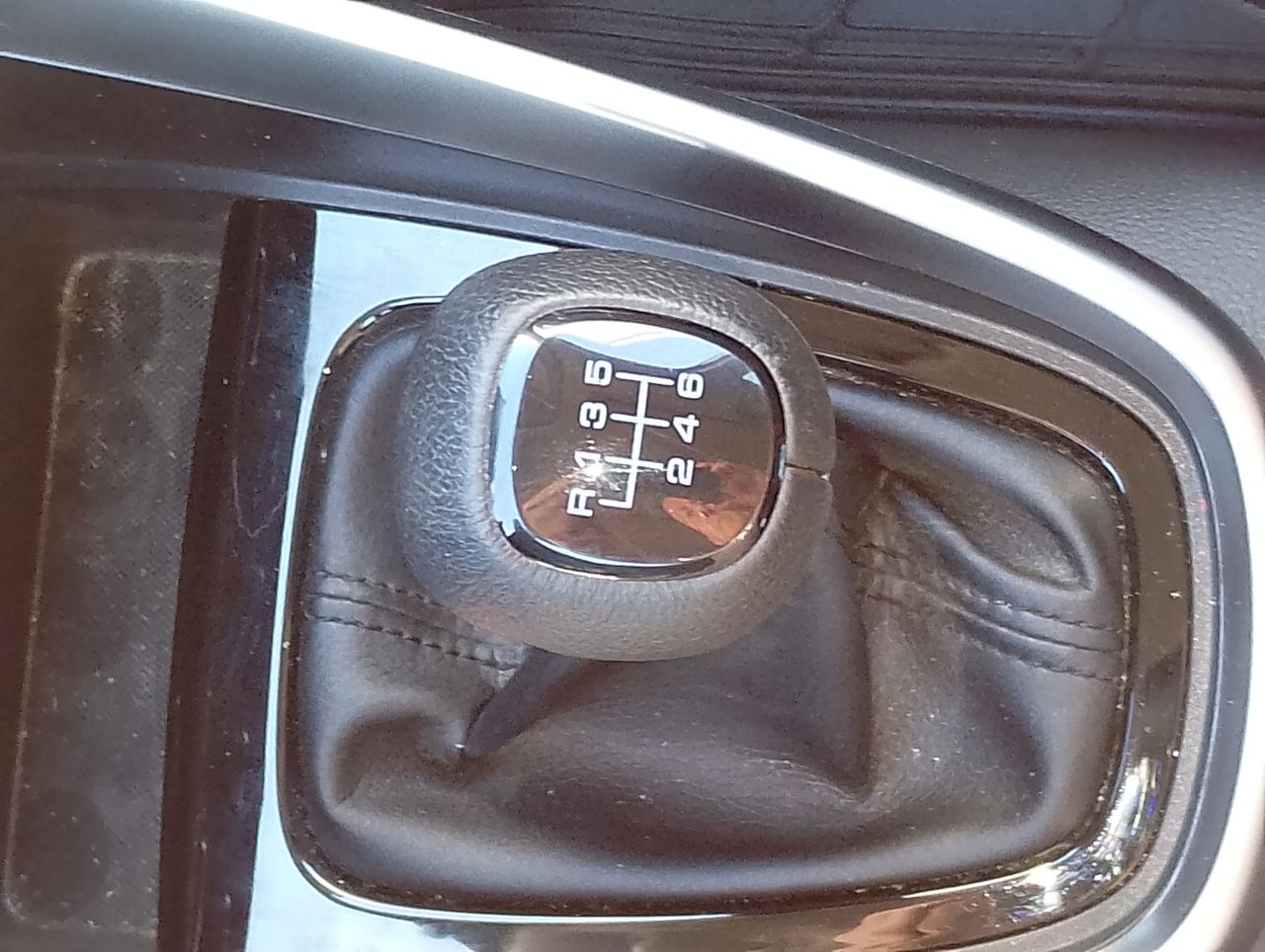 CHEVROLET - 32