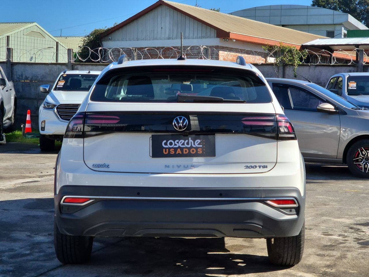 VOLKSWAGEN - 6