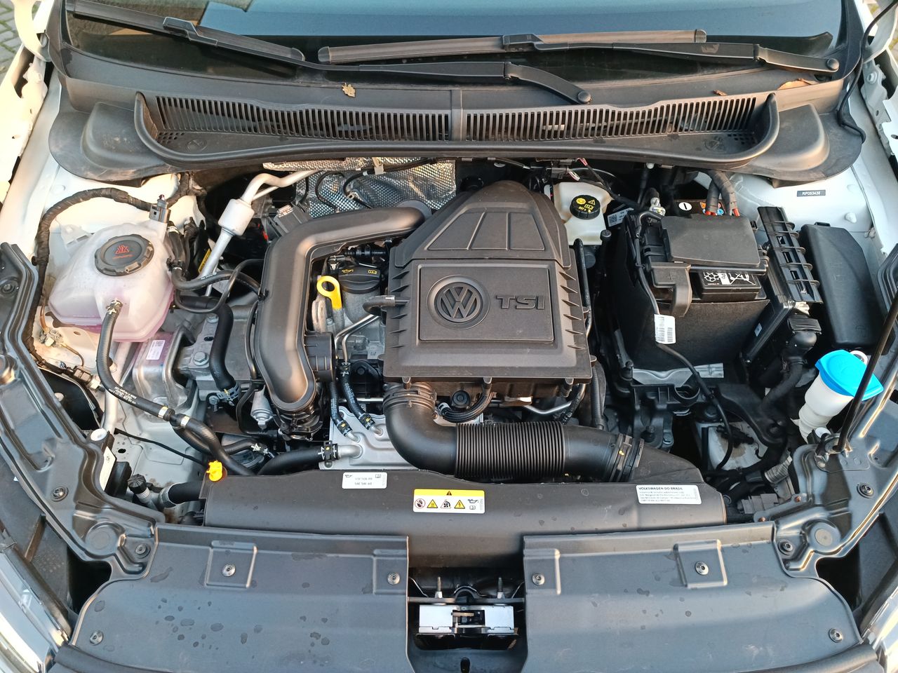 VOLKSWAGEN - 18