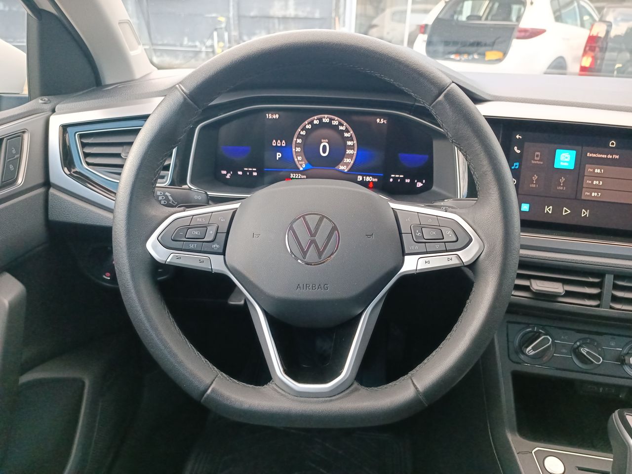 VOLKSWAGEN - 20