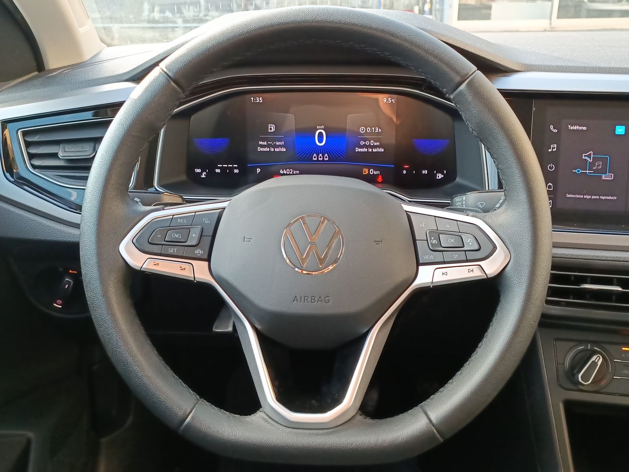 VOLKSWAGEN - 25