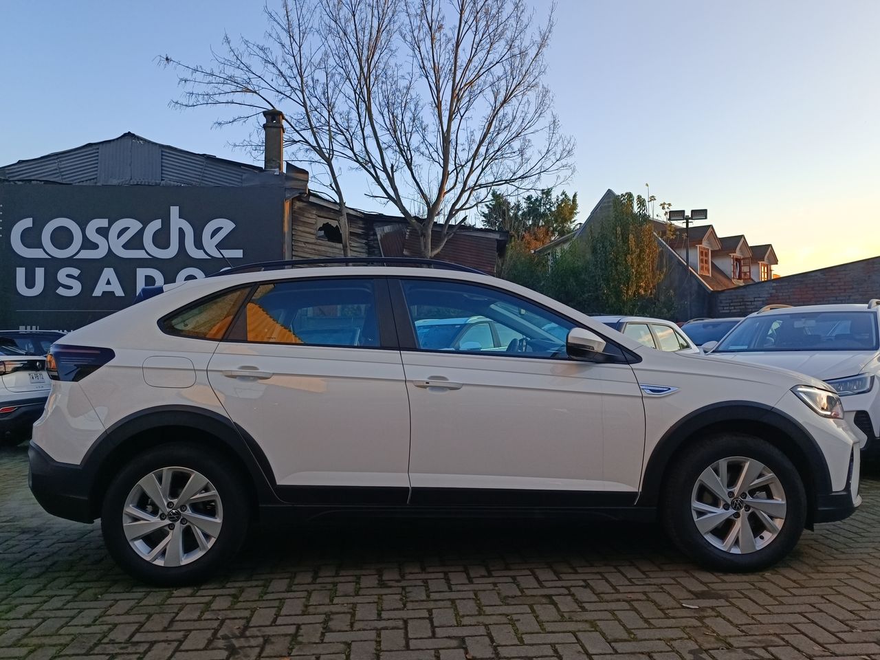 VOLKSWAGEN - 8